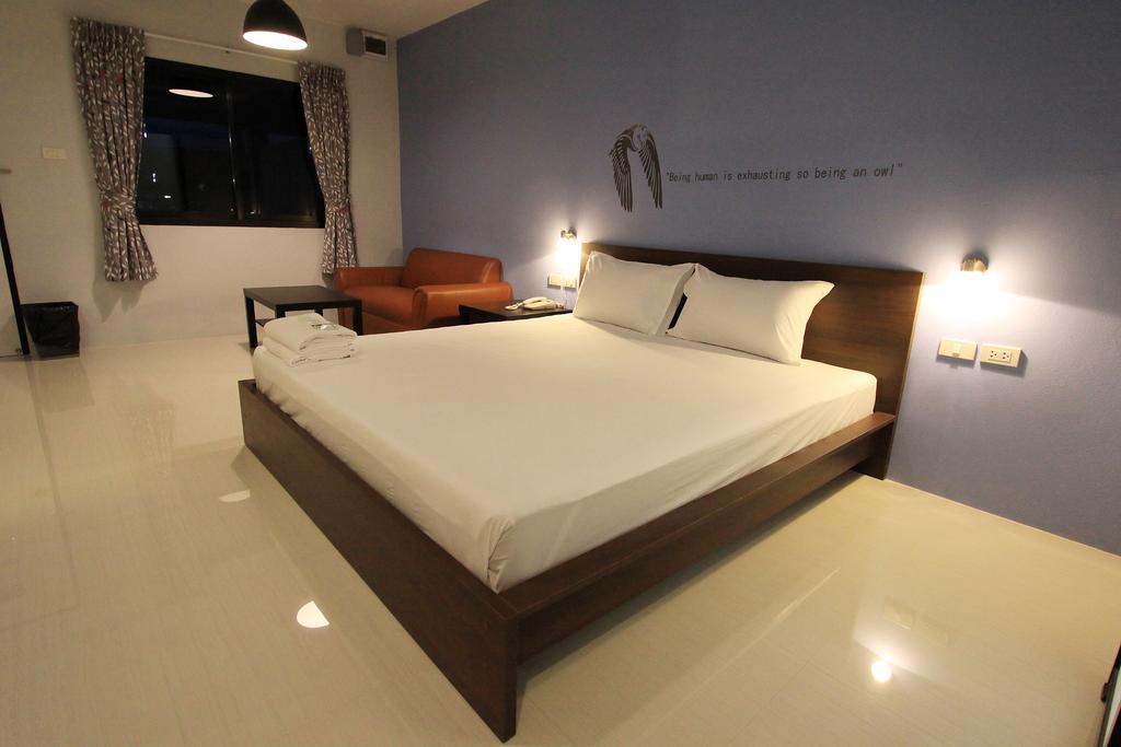 อีซี่ โมเทล บานา Hotel สมุทรปราการ ภายนอก รูปภาพ