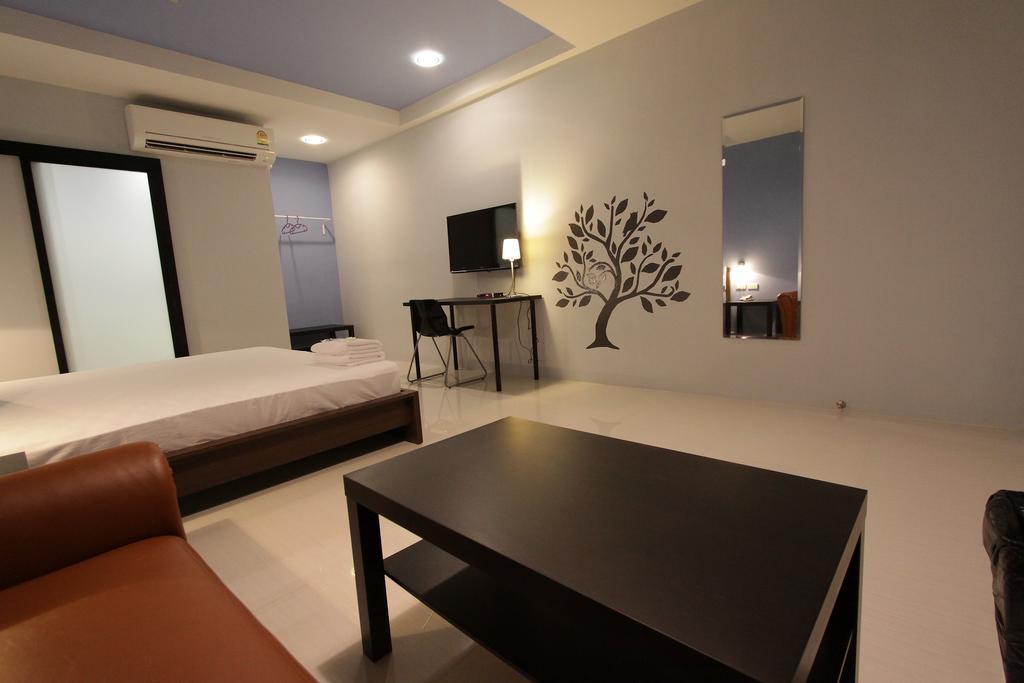 อีซี่ โมเทล บานา Hotel สมุทรปราการ ภายนอก รูปภาพ